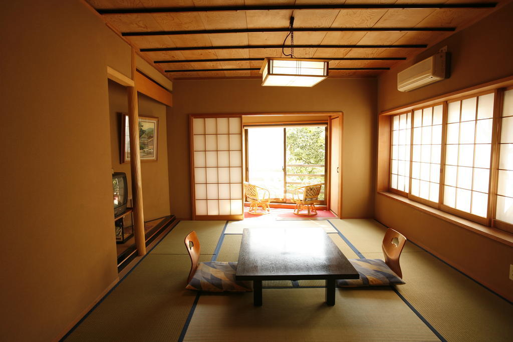 Masutomi Ryokan Hakone Eksteriør billede